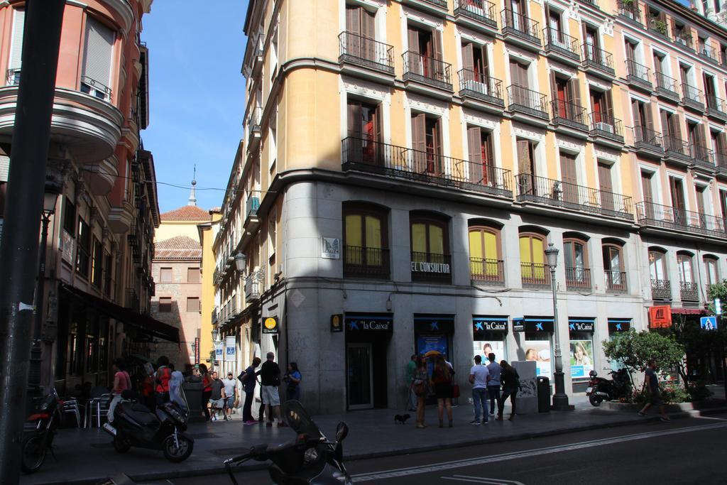 Apartamentos Madrid Centro B Extérieur photo