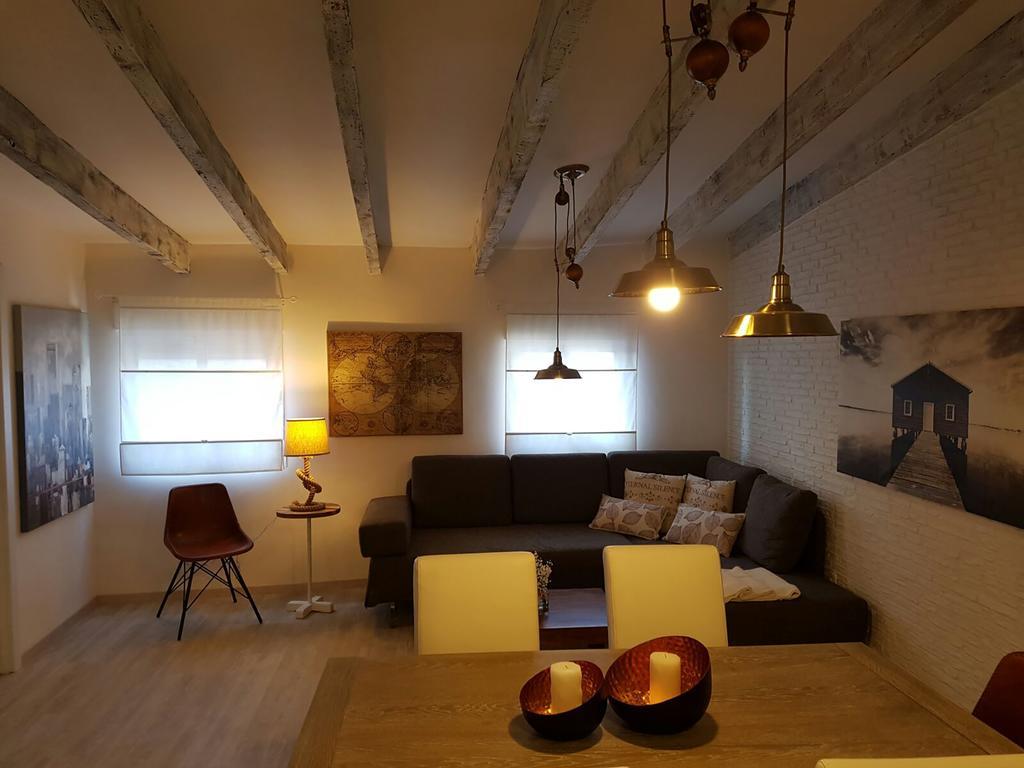 Apartamentos Madrid Centro B Extérieur photo