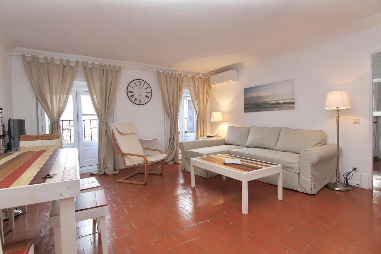 Apartamentos Madrid Centro B Extérieur photo