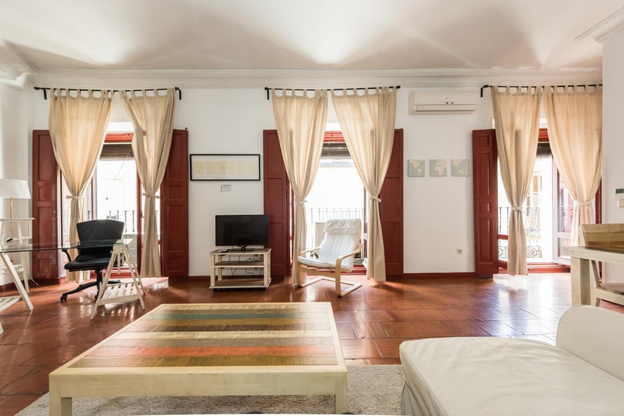 Apartamentos Madrid Centro B Extérieur photo