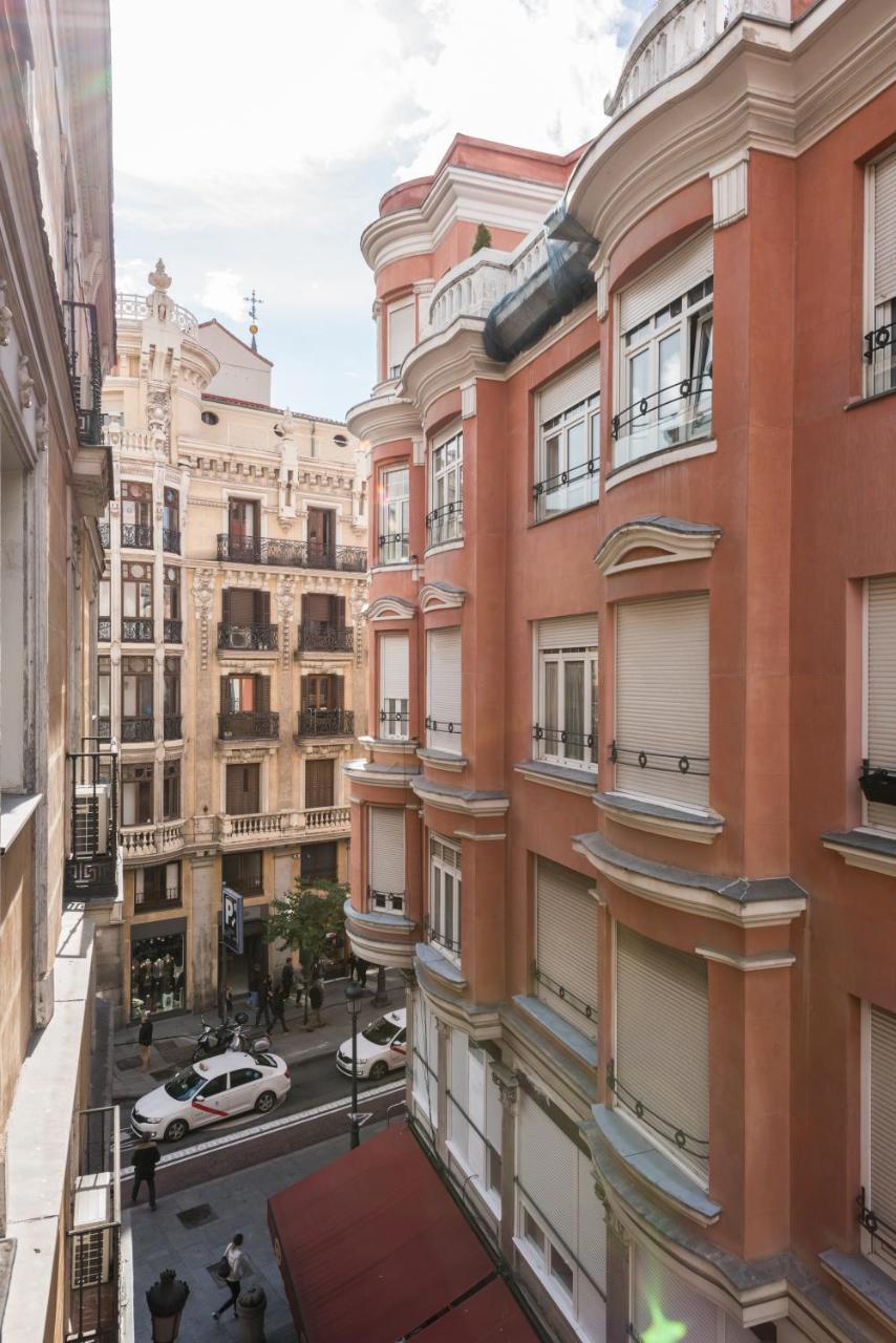 Apartamentos Madrid Centro B Extérieur photo