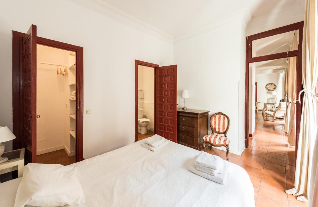Apartamentos Madrid Centro B Extérieur photo